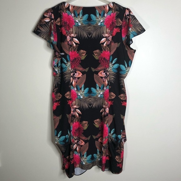 City Chic Floral Dress Zipper in Front and Ruching SZ L/20. - Picture 5 of 9